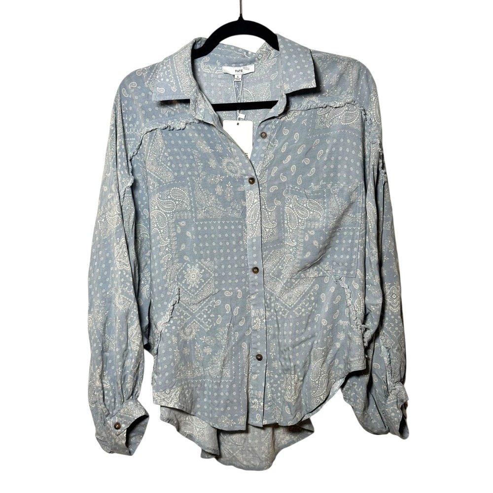FATE Freeway Cruising‎ Top Blue Paisley Print Button Down Shirt Sz S NWT